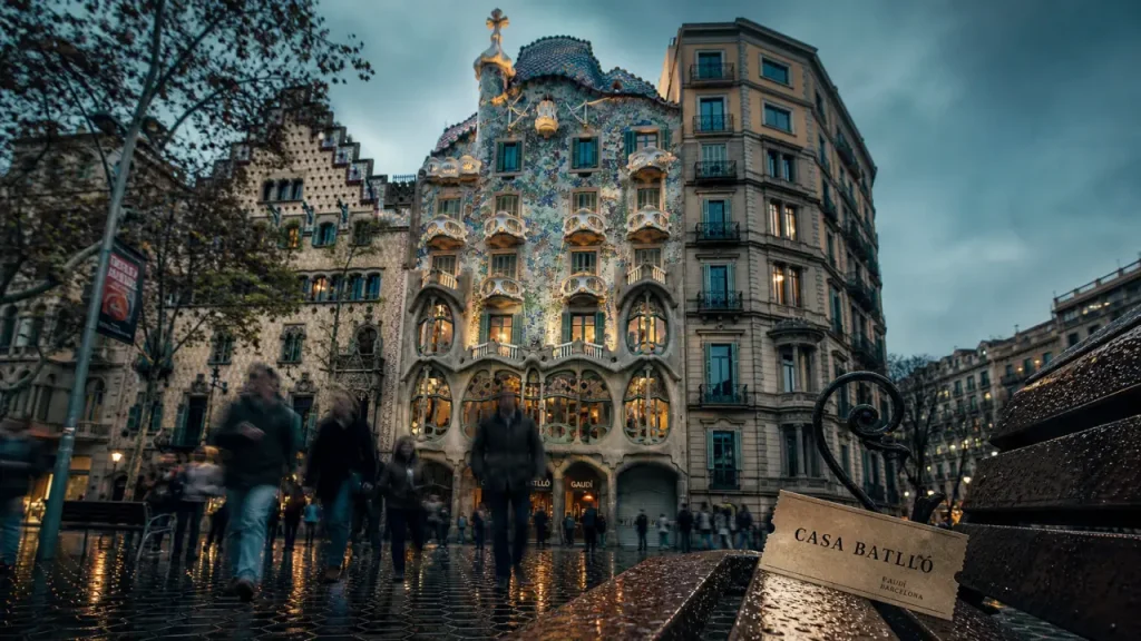 Quelle casa visiter a Barcelone : Casa Batlló, façade moderniste sur Passeig de Gràcia
