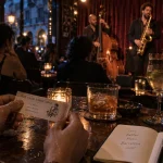 Clubs et bars de jazz à Barcelone, intérieur de club de jazz en soirée